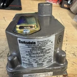 Barksdale D2T-H18SS Pressure Switch 1/4IN 0.4-18PSI 125/250/480V-AC. Fixed Price $149.97.