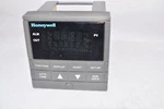 Honeywell DC200C-0-000-100000-0 Temperature Controller No Housing. Fixed Price $175.98.