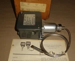 United Electric Controls Temperature New. Fixed Price $325.00.