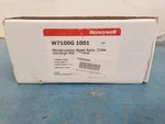 New! Honeywell W7100G 1001 Microprocessor Based Recip. Chiller Discharge.... Fixed Price $329.31.