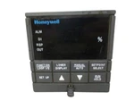 Honeywell DC330B-EE-000-22-100000-00-0 Temperature Controller Unmp. Fixed Price $425.00.