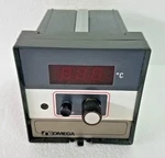 Omega Series 920 Type D921K35 Temperature Controller Options A20 / E607. Fixed Price $124.95.