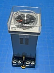 Omron E5C2-R20G Temperature Controller 110V 50/60 Hz 100 To 200C W/ Base & Cover. Fixed Price $89.10.