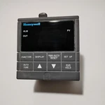 Honeywell UDC2000 Mini-pro Universal Digital Controller. Fixed Price $120.00.