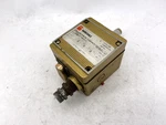 Barksdale T2H-H251-A-RD-R5 Gold Line Temp Switch -100+200F / -73+121C. Fixed Price $95.00.