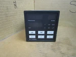 Gepruft Temperature Controller R2000-422-0-0-000-0-1 R20004220000001 18 Vdc 250. Fixed Price $373.50.