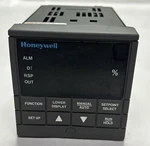 HONEYWELL,DC300K-0-083-21-0C00-0,TEMPERATURE Controller. Fixed Price $240.00.