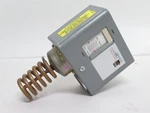 231259 Old-stock; Johnson Controls A72AA-4 Thermostat/temp Controller 15-55 Deg. Fixed Price $48.95.