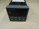 Honeywell UDC2000 Mini Pro Digital Temperature Control DC200E-0-000-100000-0. Fixed Price $175.00.