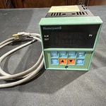 Honeywell UDC2000 Mini-pro Digital Limit Controller 1/4 Din Universal DC2005. Fixed Price $189.99.