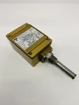 Barksdale ML1H-B453S Single Set Point Temperature Switch 300-450F *new*. Fixed Price $175.00.