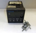 Honeywell UDC2000 Minipro UDC200E-0-00A-100000-0. Fixed Price $467.82.