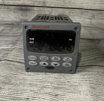 Honeywell UDC2500. Fixed Price $350.00.