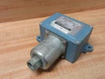 United Electric J6-142-9508 Pressure Switch J61429508. Fixed Price $79.44.