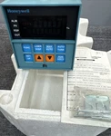 Honeywell DC3003-0-000-1-00-0111 Temperature Controller 110/120V. Fixed Price $499.99.