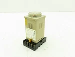 Omron E5C2-R20J-10 Temperature Controller. Fixed Price $134.99.