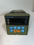 Honeywell UDC3000 Temp Control DC3002-0-000-1-0111. Fixed Price $175.00.
