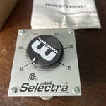Maxitrol TD114A Remote Temperature Discharge Selector 80-130F. Fixed Price $82.50.