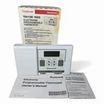 Honeywell T8112C-1023 Electronic Programmable Thermostat Rare Nob. Fixed Price $50.00.