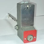 New Honeywell LP920B 1029 Pneumatic Integral Bulb Temperature Control 30-150 F. Fixed Price $149.99.