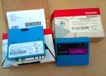 (1) *new* Honeywell R7849A1015 Ultraviolet Flame Amplifier. Fixed Price $190.00.