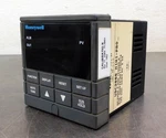 Honeywell UDC2000 Minipro Digital Temperature Controller 120V Ac 50/60HZ 6VA. Fixed Price $77.99.