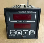 Watlow Controls 945A-1DD2-A000 Series Temperature Process Controller. Fixed Price $349.99.