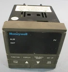 Honeywell UDC2000 Mini-pro Temperature Controller DC200H-0-200-1D0000-0 120VAC. Fixed Price $199.99.