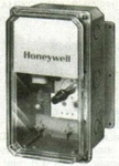 Honeywell T7075A1008 Single-stage Remote Temperature Controller. Fixed Price $45.00.