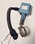 United Electric Controls Company F100-3BC Temperature Switch -125 To 500F. Fixed Price $57.00.