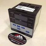 Barber Colman Temperature Controller MAQ8-01905-001-0-00 Used #82998. Fixed Price $249.70.
