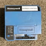 Honeywell RM7890 1056 Burner Control 120V 10A Corded Electric. Fixed Price $275.00.