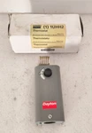 Dayton Mechanical Thermostat Line-voltage 1UHH2 New Fast Shipping. Fixed Price $110.00.