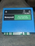 1PCS New Honeywell R7847A1082 Rectification Flame Amplifier Free Delivery. Fixed Price $90.00.