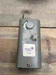 Johnson Controls A19BBC-2C Temperature Controler. Fixed Price $54.99.