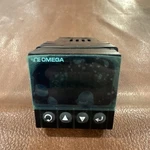 Omega Digital Display Temperature Controller CNI1633-AL 50-400HZ 4W Black. Fixed Price $54.99.